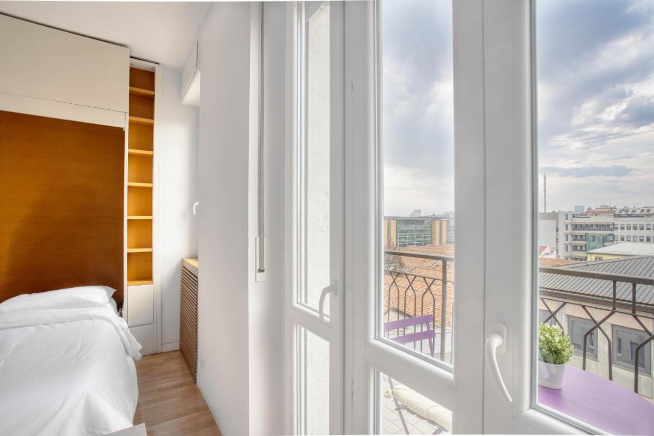 Joivy Vibrant Studio With Balcony Milão Exterior foto